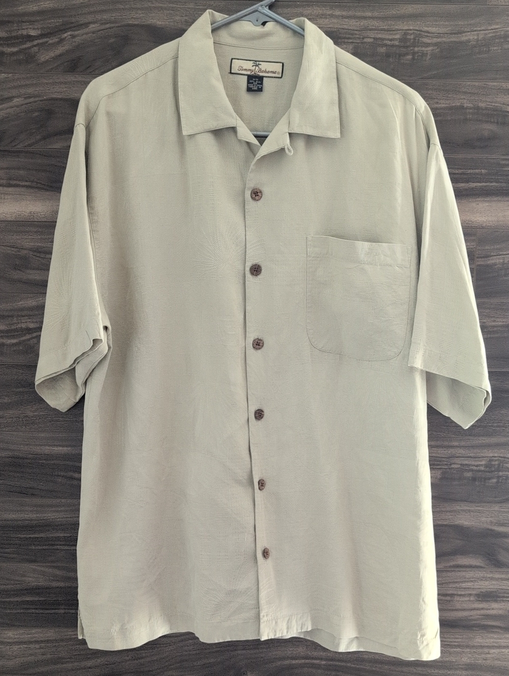 🌴 Tommy Bahama Relax 100% Silk Short Sleeve Button-Down Shirt 🌴